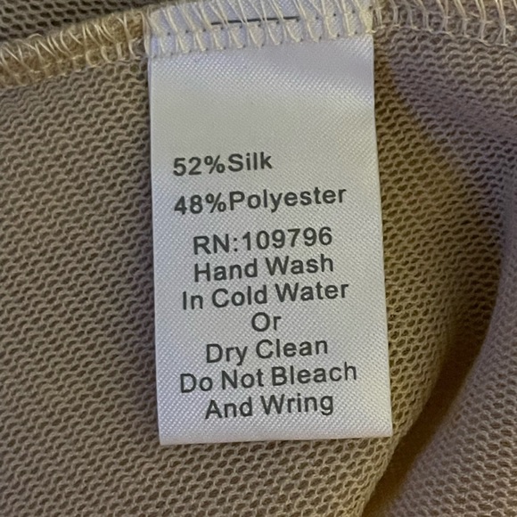 Scully Honey Creek Natural Crochet Lace Top Size S - Picture 9 of 12